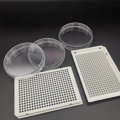 Plato bien del cultivo celular del TCT del microtítulo 96 transparentes para el laboratorio estéril