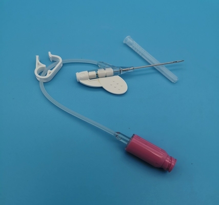 Tipo disponible rosado transfusión de la mariposa de la cánula 20G del intravenoso de sangre de la infusión de la emergencia de la presión positiva