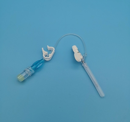 tipo disponible infusión rutinaria de la mariposa de la cánula 22G IV para los adultos azules