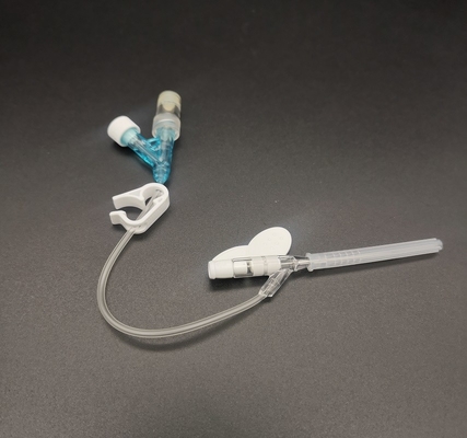 Tipo disponible del catéter 22G Y de la cánula IV de los adultos azules para la infusión rutinaria