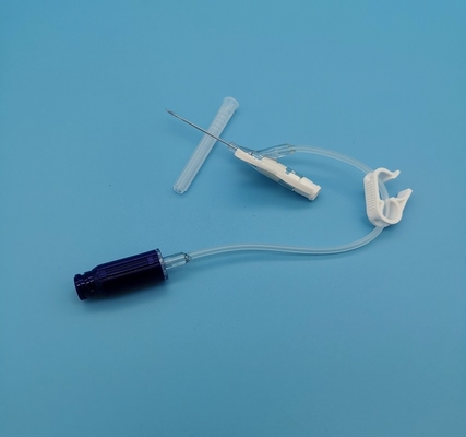 tipo disponible infusión rutinaria de la presión positiva de la mariposa 22G de la cánula del intravenoso para los adultos azules