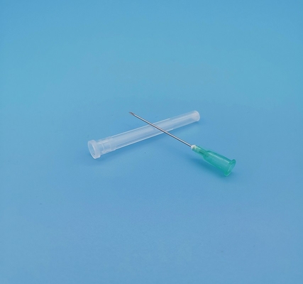 Agujero quirúrgico verde claro del lado de la aguja de la jeringuilla fuera del diámetro 2.1m m 14G para no reutilizable